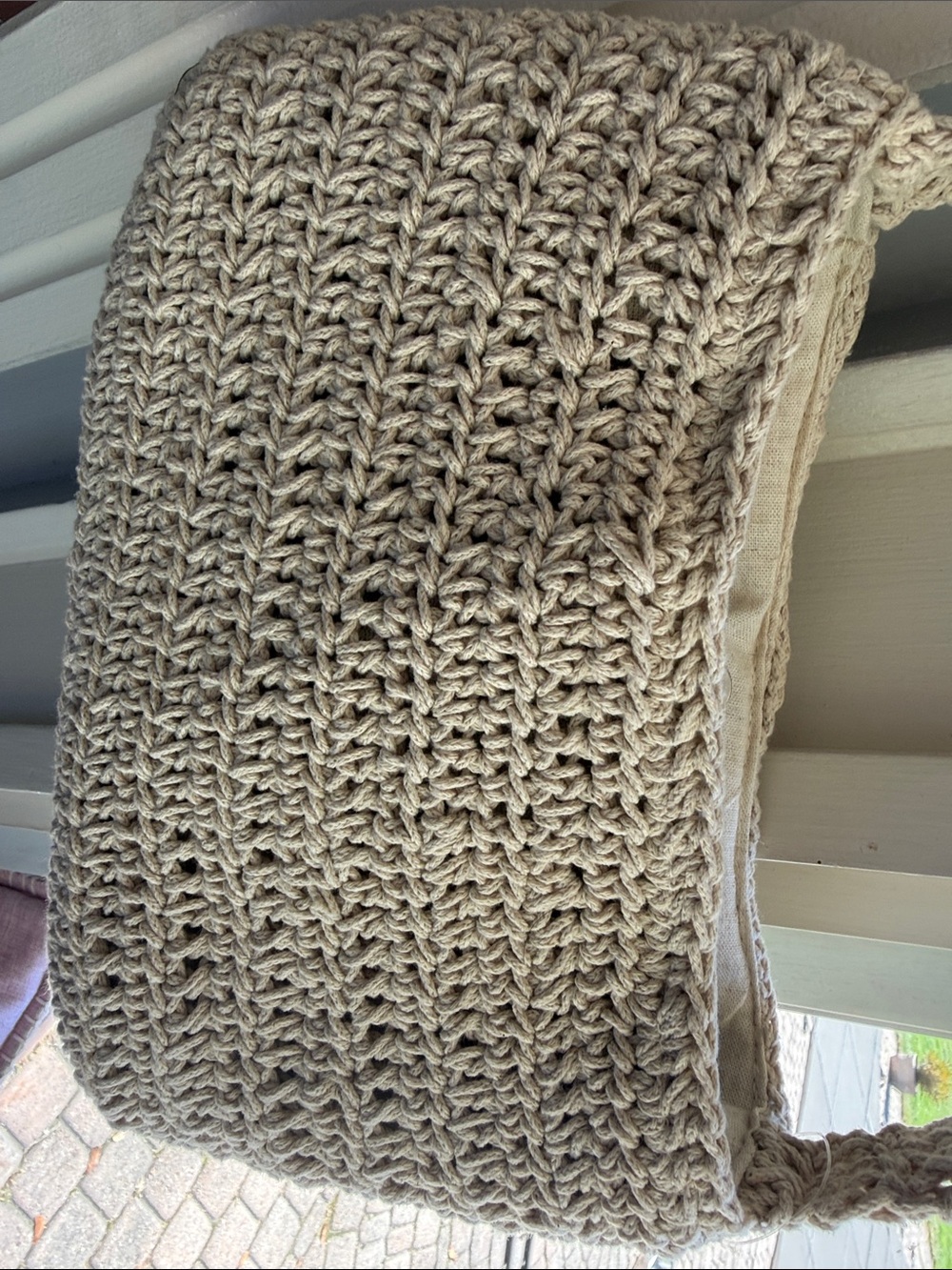 Clutchd Crochet Bubble Tote in Beige - Picture 5 of 5